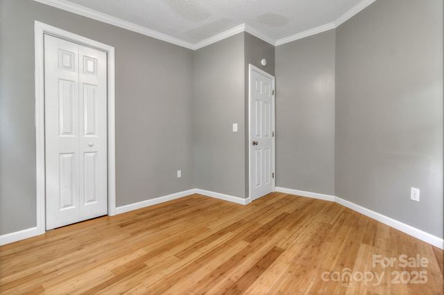 118 Heather Drive, Asheville, NC 28806