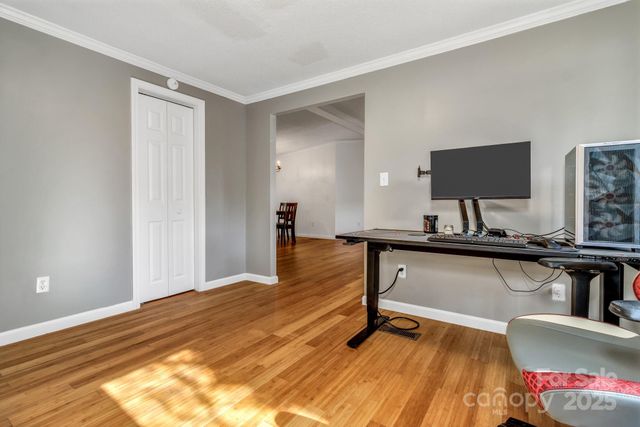 118 Heather Drive, Asheville, NC 28806