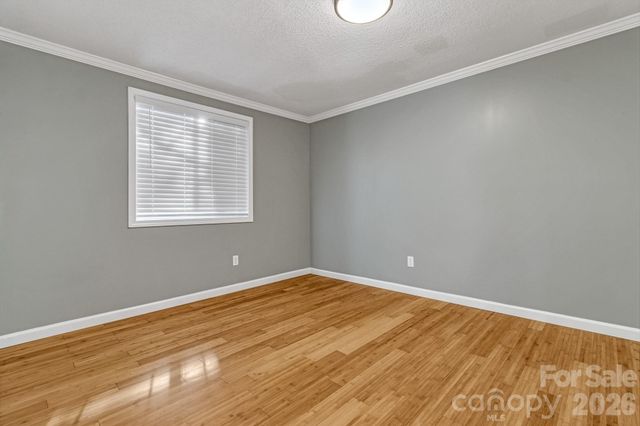 118 Heather Drive, Asheville, NC 28806