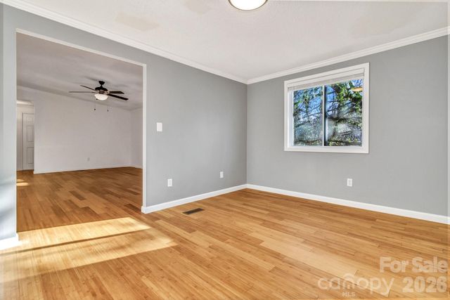 118 Heather Drive, Asheville, NC 28806