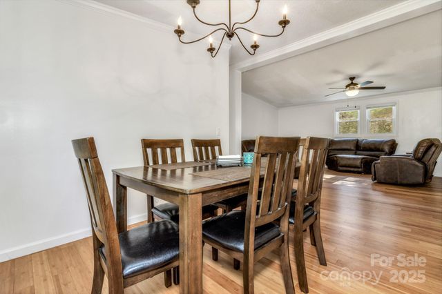 118 Heather Drive, Asheville, NC 28806