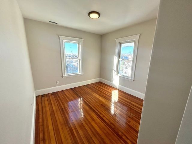 79 3rd Street 3, Medford, MA 02155