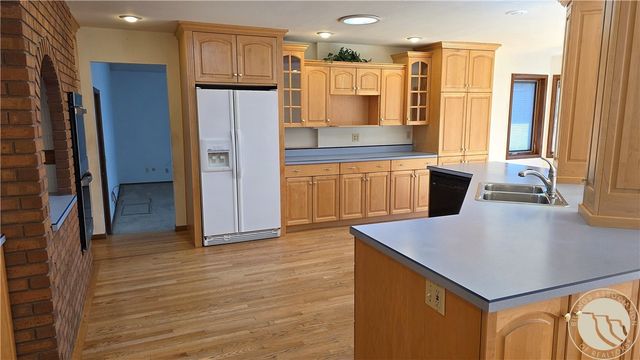 373 Stewart Ct S, Billings, MT 59105