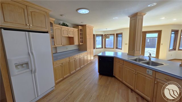 373 Stewart Ct S, Billings, MT 59105