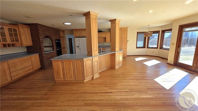 373 Stewart Ct S, Billings, MT 59105