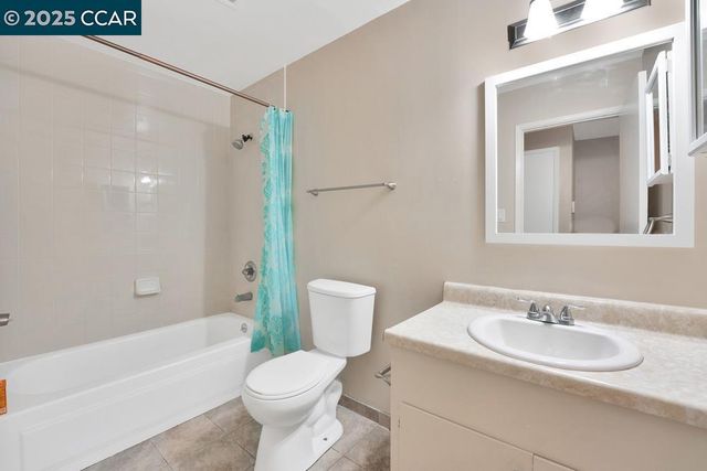 102 Avian, Vallejo, CA 94591
