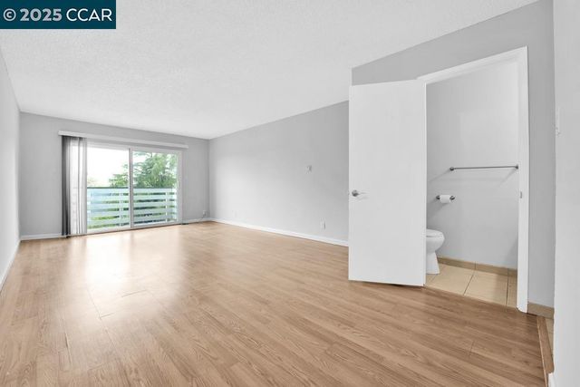 102 Avian, Vallejo, CA 94591