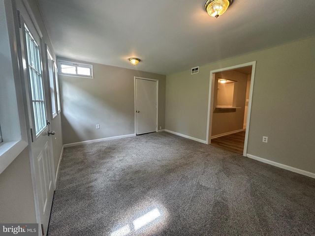 128 DENBIGH TER, West Chester, PA 19380