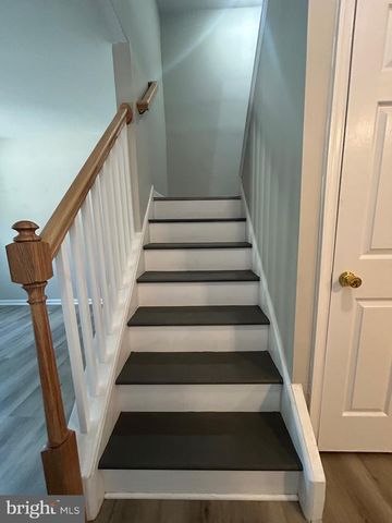128 DENBIGH TER, West Chester, PA 19380