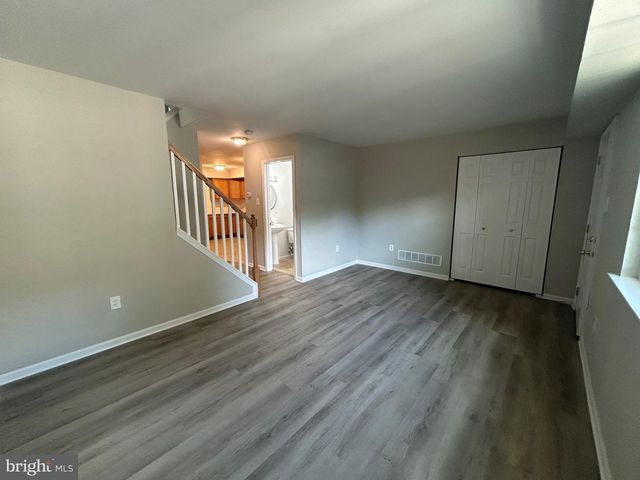 128 DENBIGH TER, West Chester, PA 19380