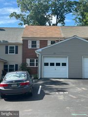 128 DENBIGH TER, West Chester, PA 19380