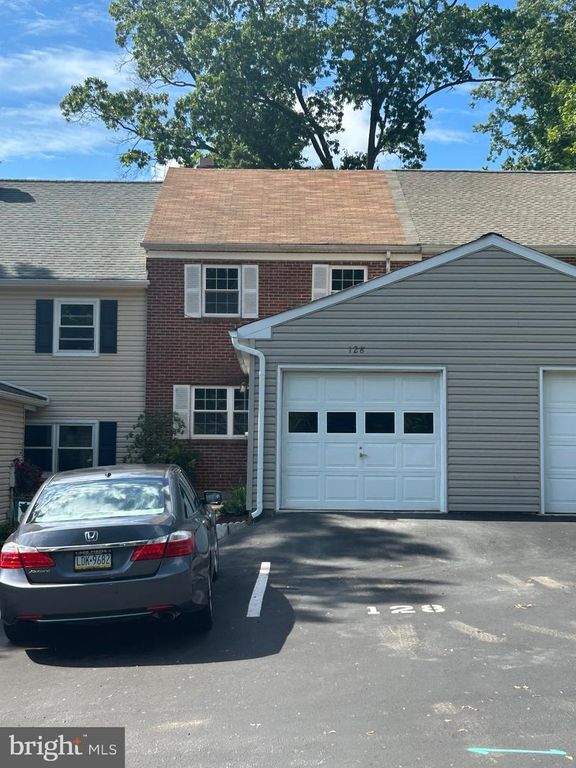 128 DENBIGH TER, West Chester, PA 19380