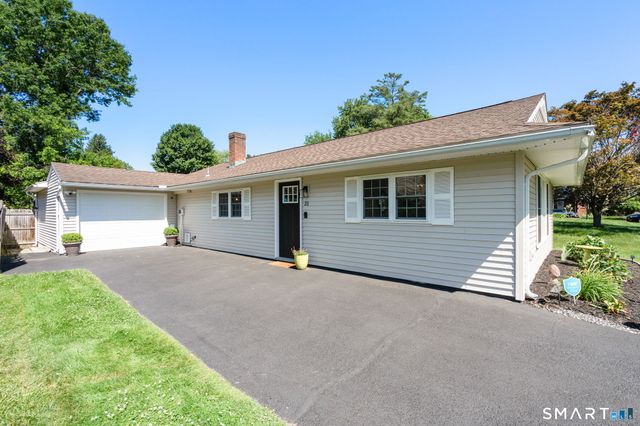 31 Cowan Street, Suffield, CT 06078