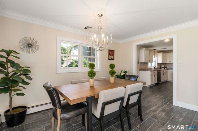 31 Cowan Street, Suffield, CT 06078