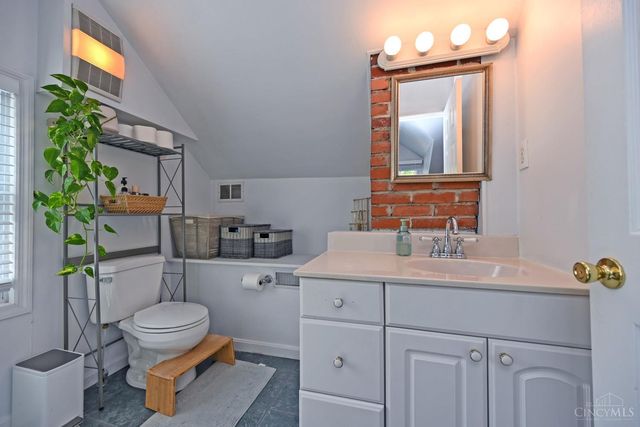 3697 Saybrook Avenue, Cincinnati, OH 45208