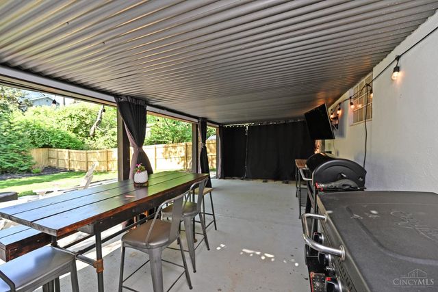3697 Saybrook Avenue, Cincinnati, OH 45208
