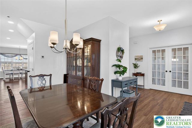 5053 Lilac Drive, North Whitehall Twp, PA 18078