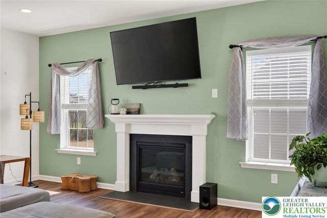 5053 Lilac Drive, North Whitehall Twp, PA 18078