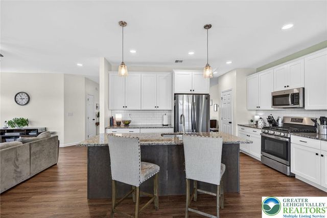5053 Lilac Drive, North Whitehall Twp, PA 18078