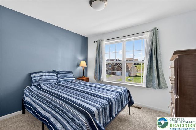 5053 Lilac Drive, North Whitehall Twp, PA 18078