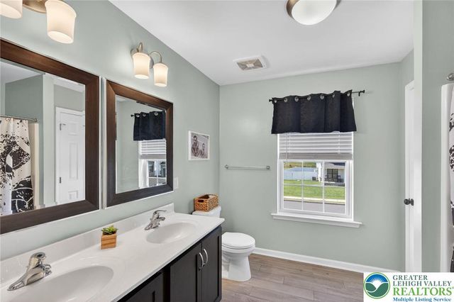5053 Lilac Drive, North Whitehall Twp, PA 18078