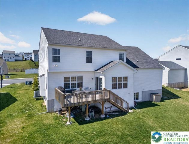 5053 Lilac Drive, North Whitehall Twp, PA 18078