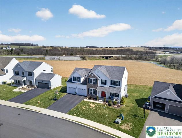 5053 Lilac Drive, North Whitehall Twp, PA 18078
