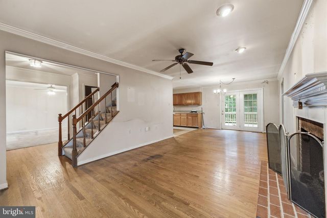 4422 BERWICK PL, Woodbridge, VA 22192