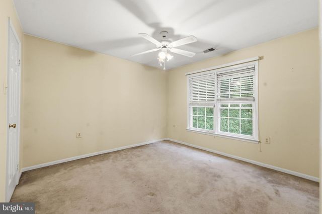 4422 BERWICK PL, Woodbridge, VA 22192
