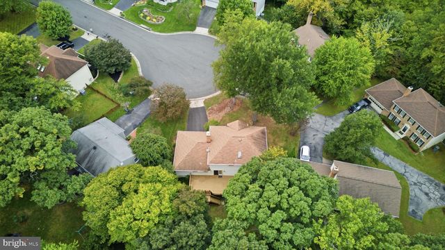 4422 BERWICK PL, Woodbridge, VA 22192