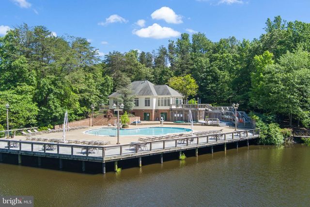4422 BERWICK PL, Woodbridge, VA 22192