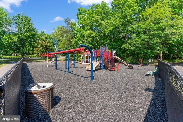 4422 BERWICK PL, Woodbridge, VA 22192