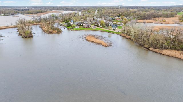 15643 Milliman Road, Brownstown, MI 48173