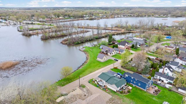 15643 Milliman Road, Brownstown, MI 48173
