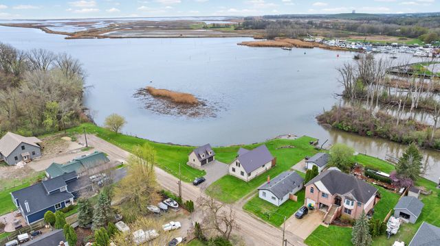 15643 Milliman Road, Brownstown, MI 48173