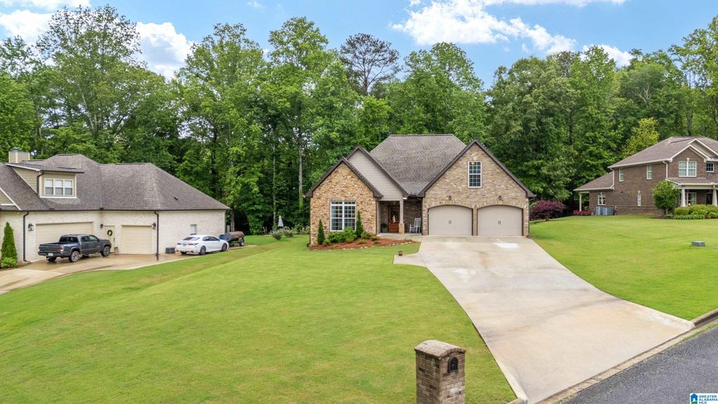 17 ASHBURY DRIVE, Warrior, AL 35180