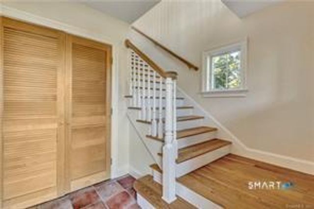 11 North Main Street B, Essex, CT 06426