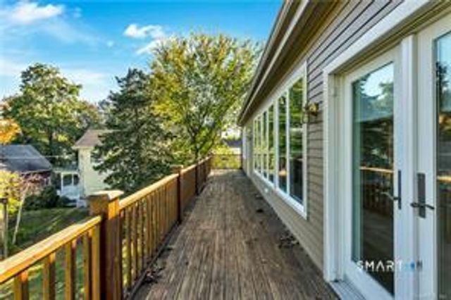 11 North Main Street B, Essex, CT 06426