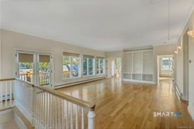 11 North Main Street B, Essex, CT 06426