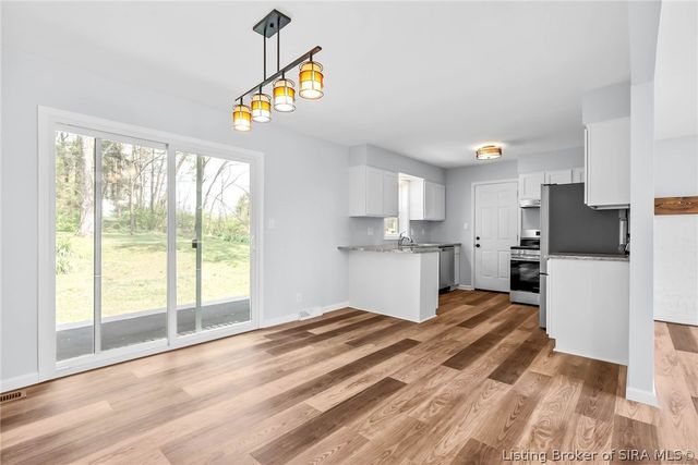 2260 Lone Acres Drive NE, New Salisbury, IN 47161
