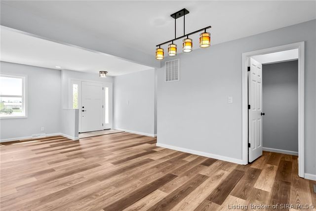 2260 Lone Acres Drive NE, New Salisbury, IN 47161