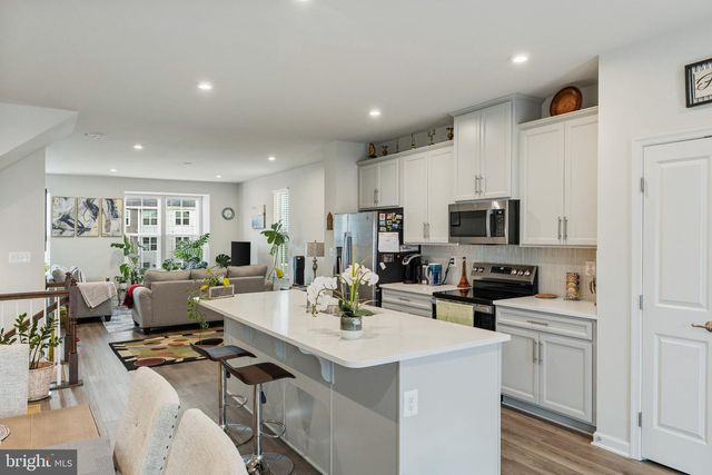 9360 TANFIELD DR, Fredericksburg, VA 22408
