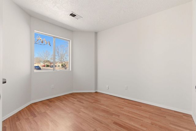 732 Rebecca Loop NE, Rio Rancho, NM 87144