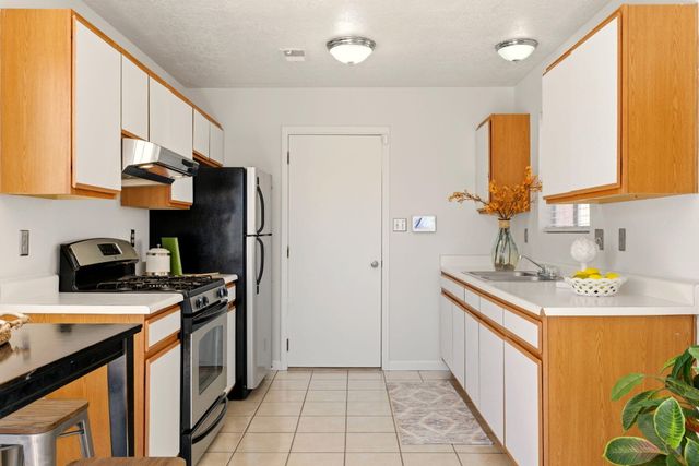 732 Rebecca Loop NE, Rio Rancho, NM 87144