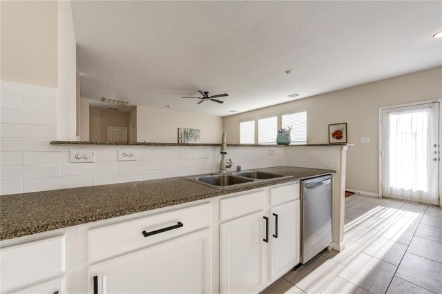 3106 Richland Spring Lane, Sugar Land, TX 77479