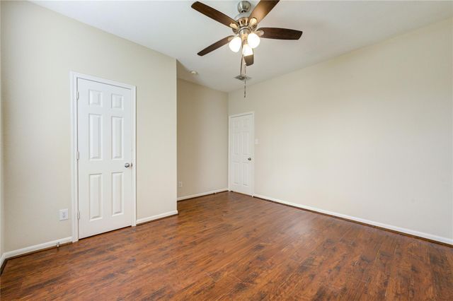 3106 Richland Spring Lane, Sugar Land, TX 77479
