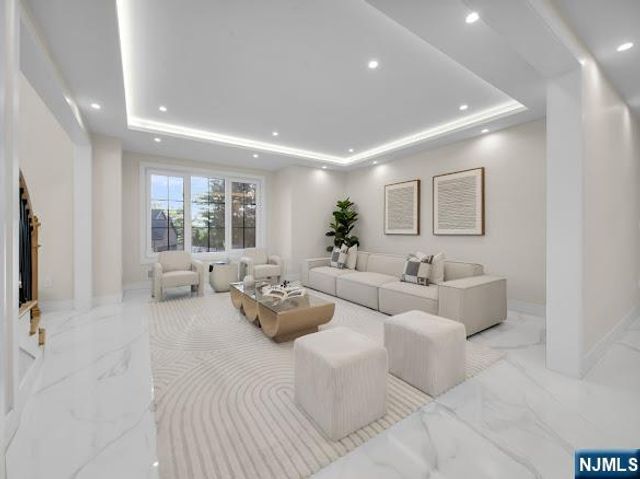 25 Macarthur Avenue, Closter, NJ 07624