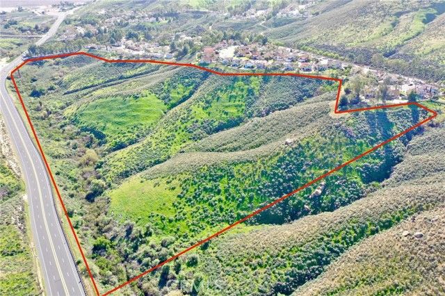 17401 La Sierra, Riverside, CA 92503