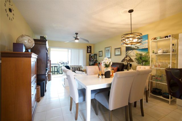 6670 Royal Palm Blvd 308k, Margate, FL 33063