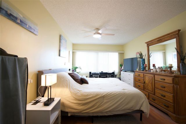 6670 Royal Palm Blvd 308k, Margate, FL 33063